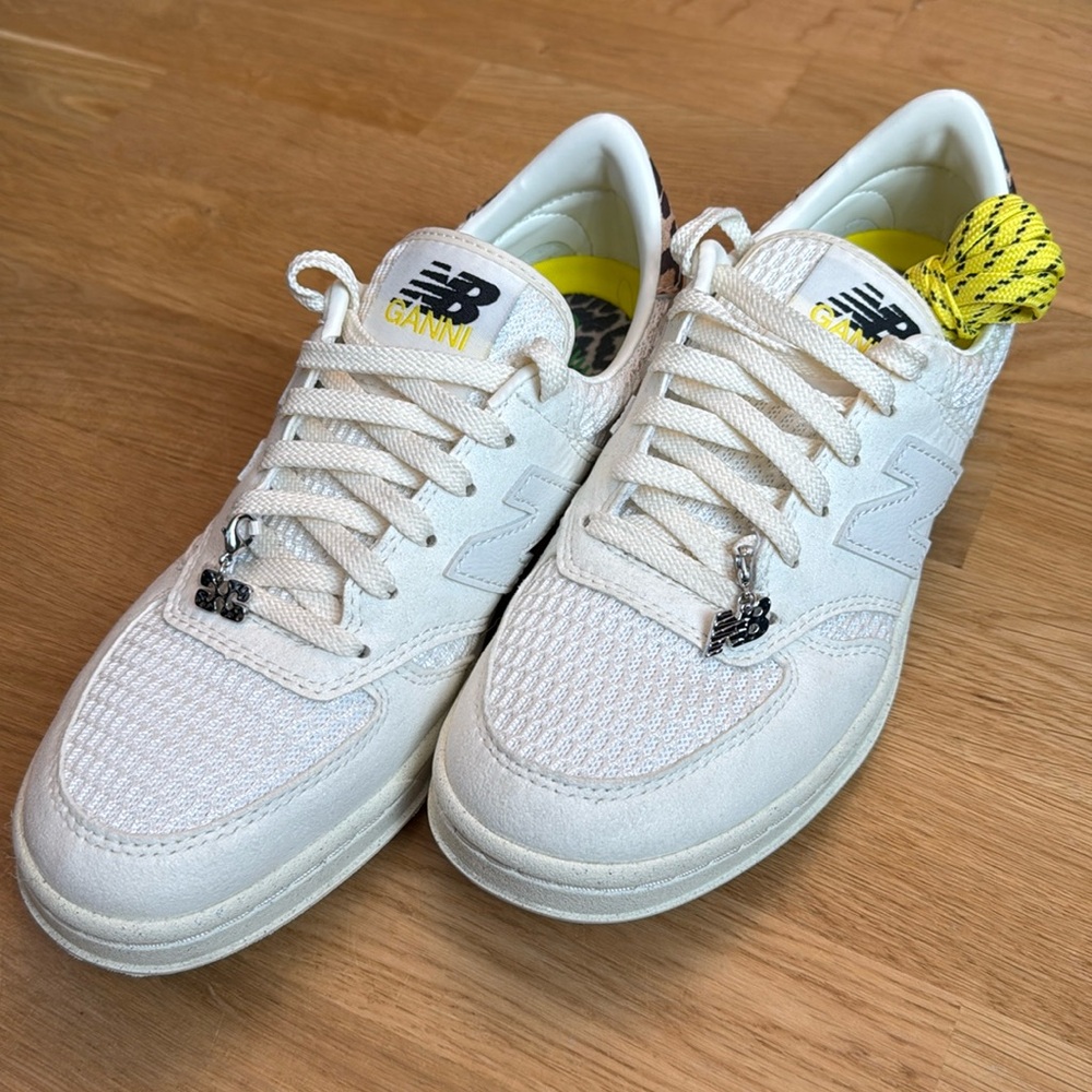 New Balance x Ganni size 9.5 W/ 7.5 M T500 Sneakers